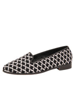 Black/White Fish Scales Color