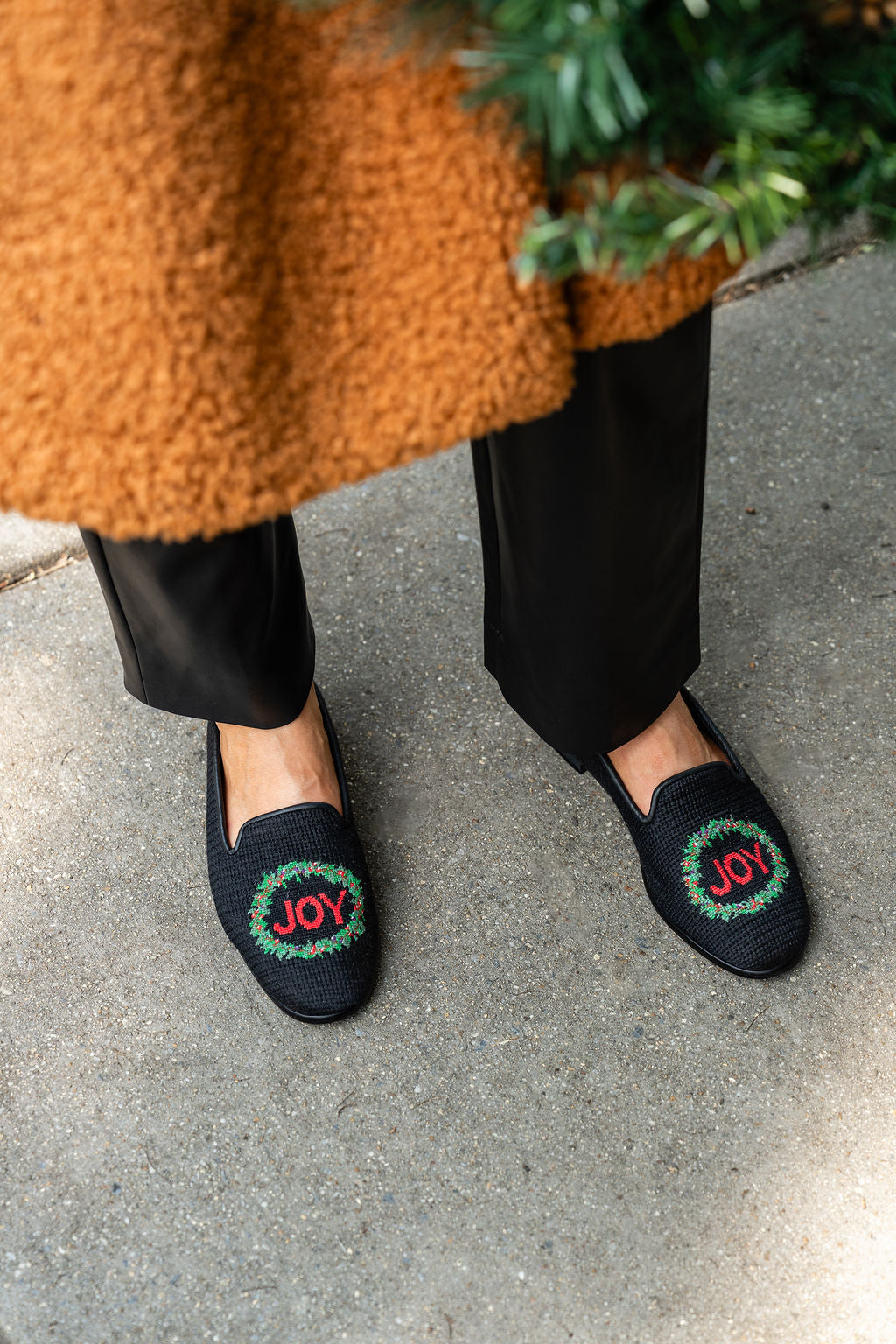 Needlepoint Loafer in Joy Wreath