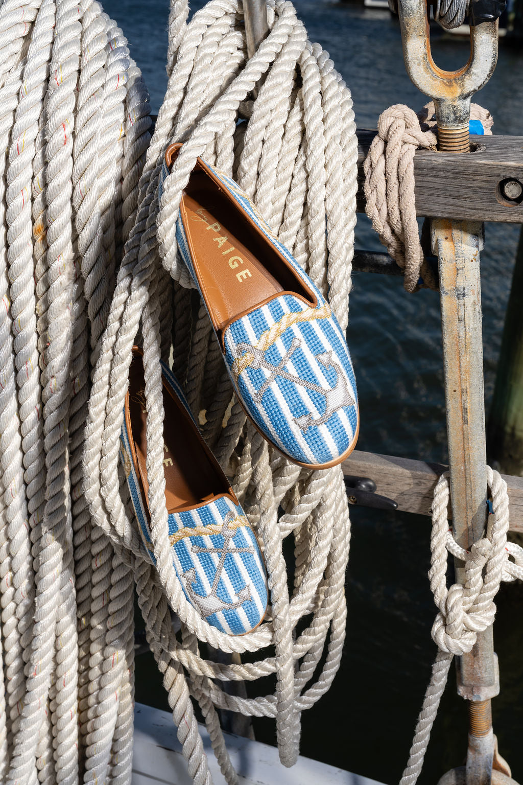 Needlepoint Loafer in Anchor