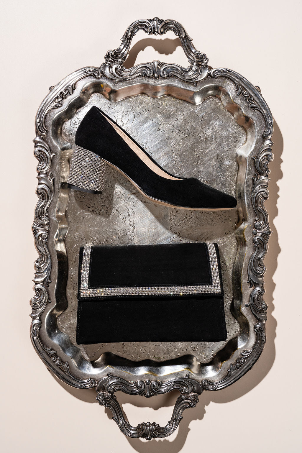 Milan Crystal Clutch