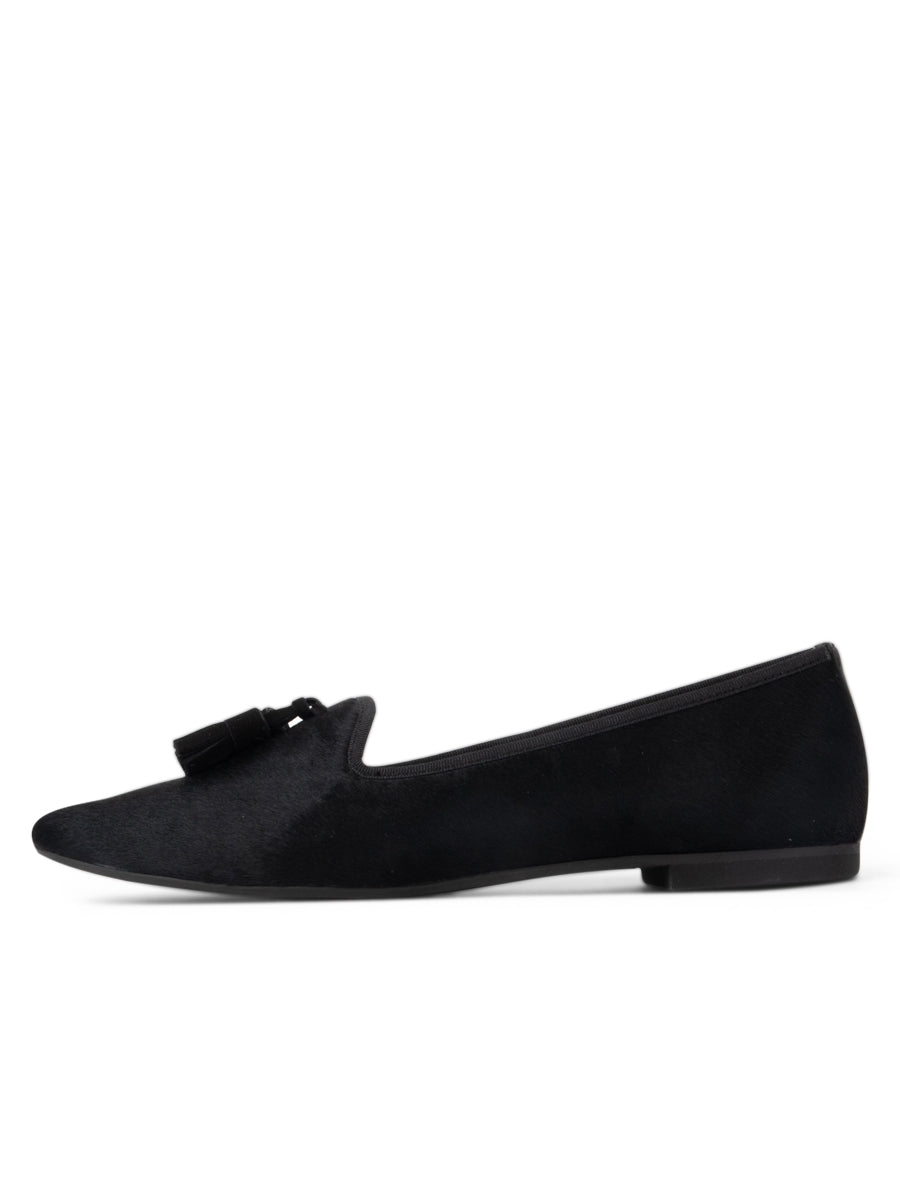 Colt Pointed Toe Flat w/ Tassel