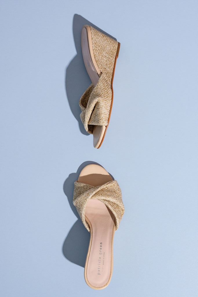 Julie Twist Wedge