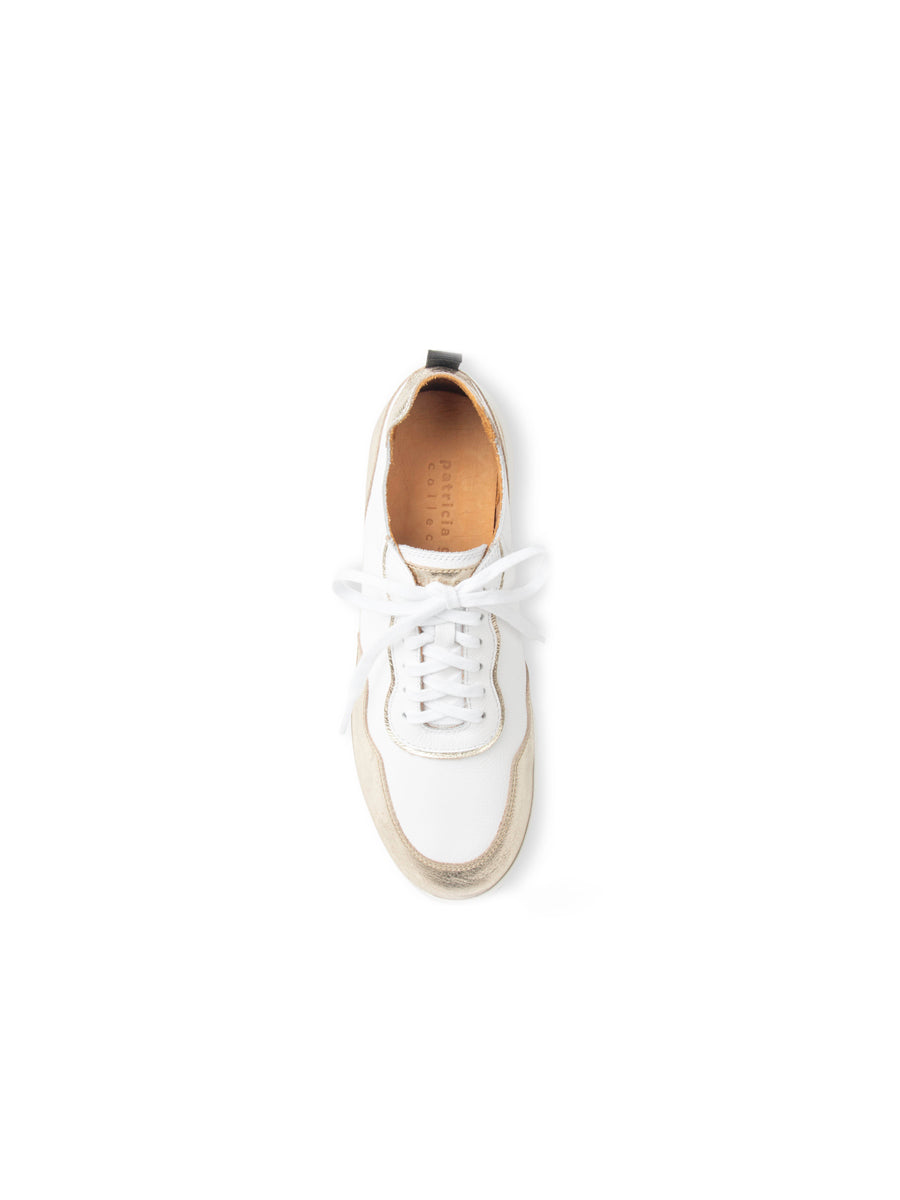 Travel Sneaker