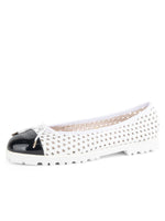 Black/White/White Lug Sole Color