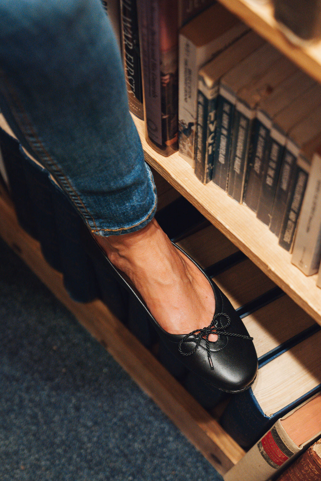 Cozy Keyhole Ballet Flat