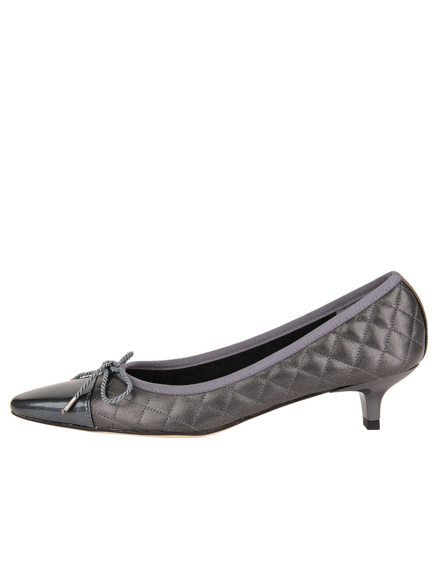 Regal Pointed Toe Kitten Heel